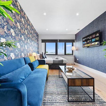 Modern One Bedroom Flat - Sleeps 5 -Near Heathrow - London Ub3 Ngoại thất bức ảnh